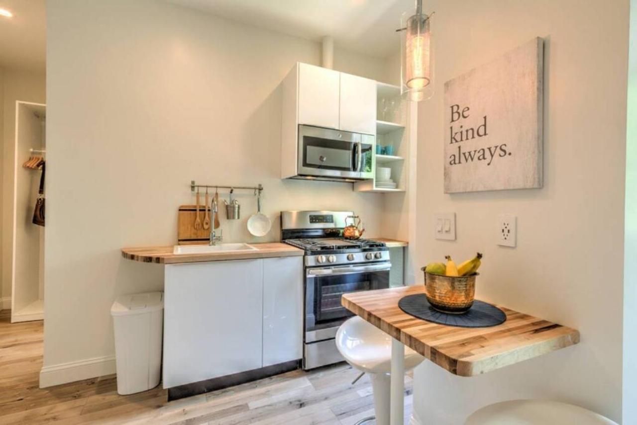 Miraculously Modern In A Vintage Shell Midtown Apartment Memphis Exterior foto